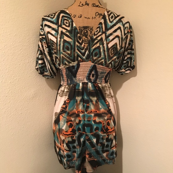 Urban Mangoz Short Sleeve Tunic Dress Top - Small - Picture 7 of 15